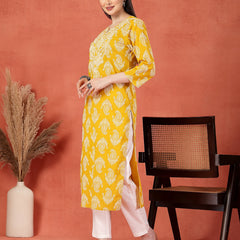 Women Paisely Printed Thread Work Notch Neck Pure Cotton Straight Kurta