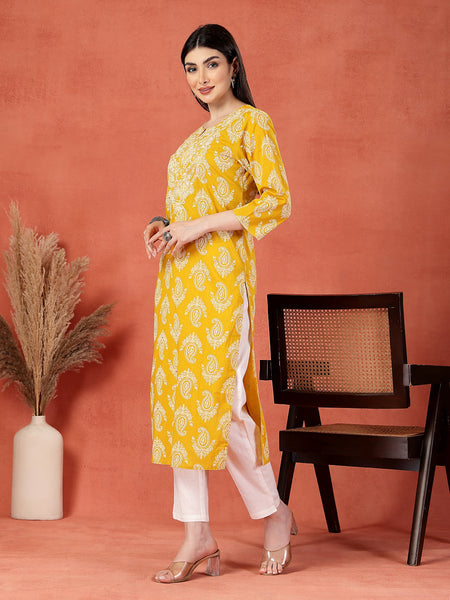 Women Paisely Printed Thread Work Notch Neck Pure Cotton Straight Kurta