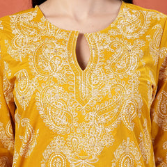 Women Paisely Printed Thread Work Notch Neck Pure Cotton Straight Kurta