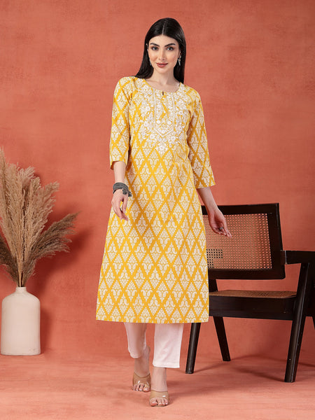 Women Yellow Floral Printed Round Neck Straight Kurta