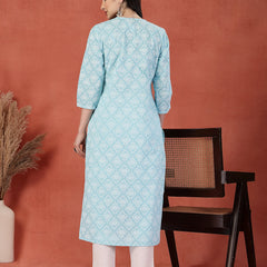 Women Ethnic Motif Embroidered Round Neck Straight Cotton Kurta