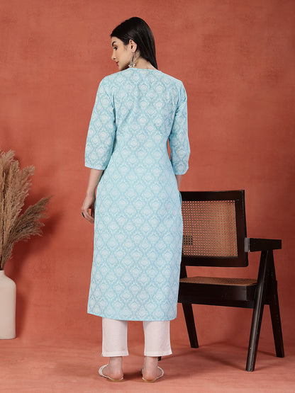 Women Ethnic Motif Embroidered Round Neck Straight Cotton Kurta
