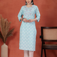 Women Ethnic Motif Embroidered Round Neck Straight Cotton Kurta