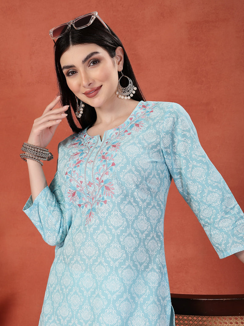 Women Ethnic Motif Embroidered Round Neck Straight Cotton Kurta