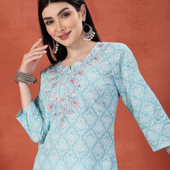 Women Ethnic Motif Embroidered Round Neck Straight Cotton Kurta