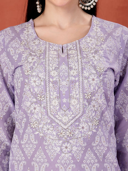 Women Floral Printed Round Neck Straight Kurta