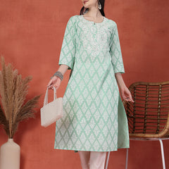 Women Floral Printed Notch Neck Thread Work Cotton Straight Kurta