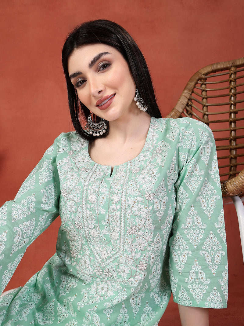Women Floral Printed Notch Neck Thread Work Cotton Straight Kurta