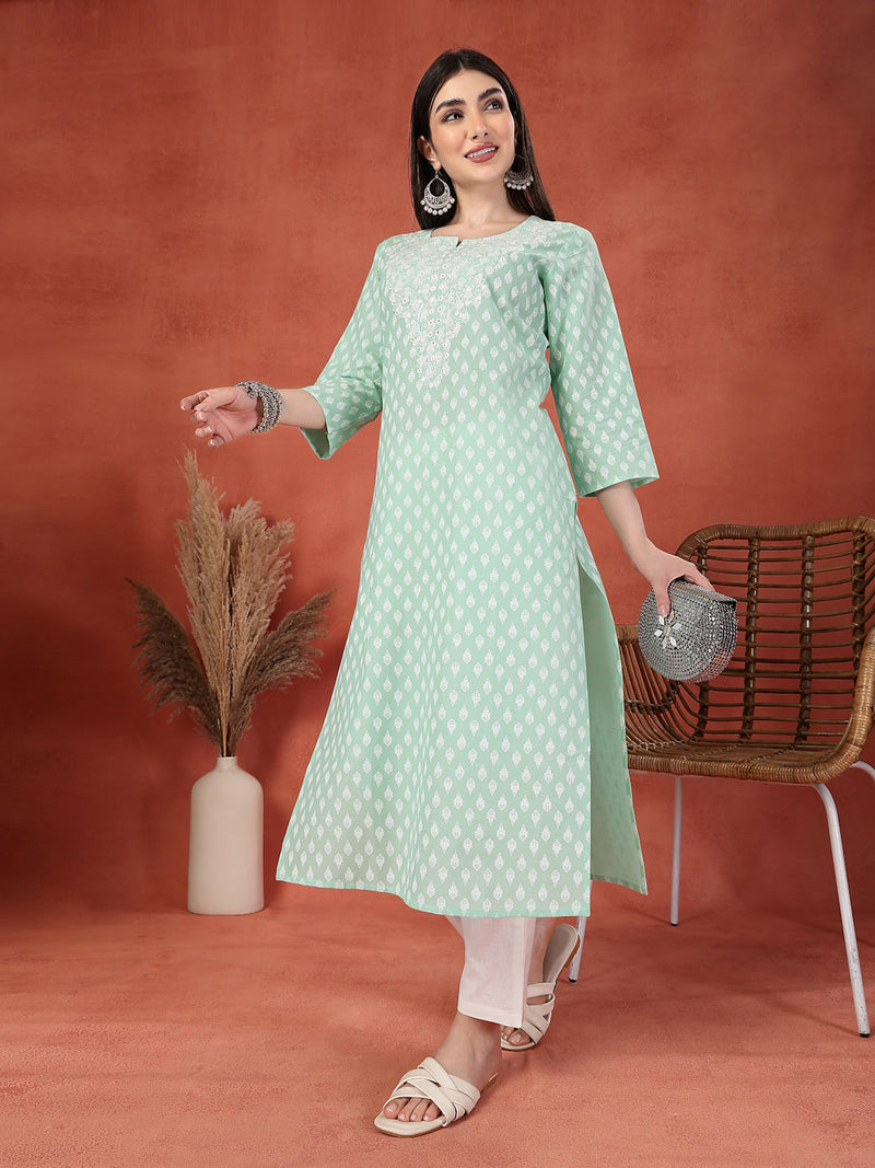 Women Floral Printed Round Neck Straight Kurta