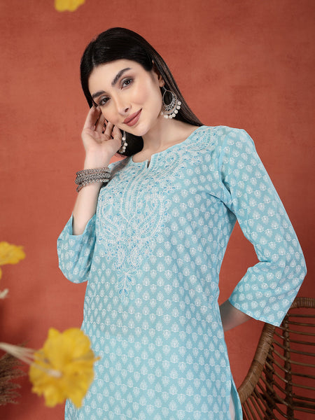 Women Embroidery Notch Neck Pure Cotton Straight Kurta