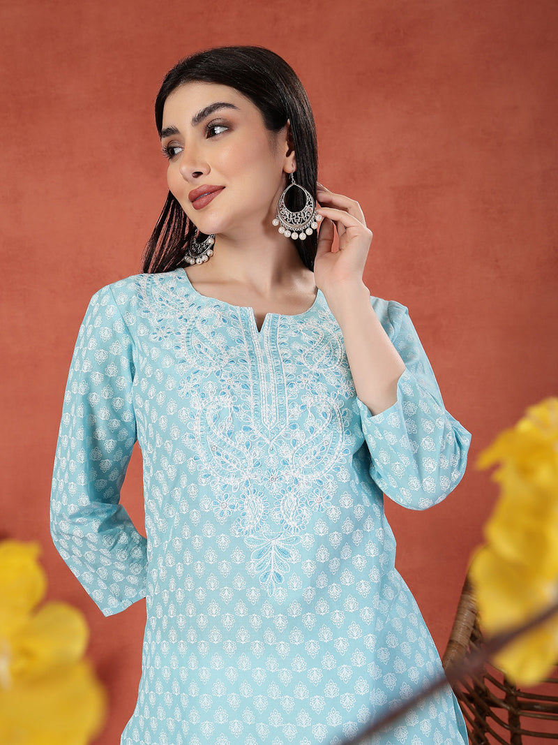 Women Embroidery Notch Neck Pure Cotton Straight Kurta