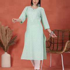 Women Green Printed Round Neck Straight Cotton Kurta