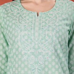 Women Green Printed Round Neck Straight Cotton Kurta