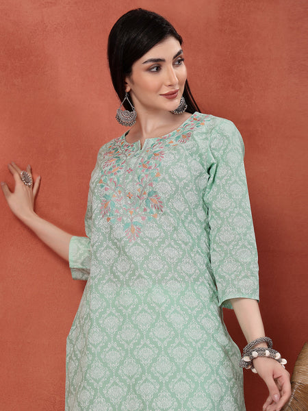 Women Sea Green Floral Printed Thread Work Notch Neck Pure Cotton Straight Kurta