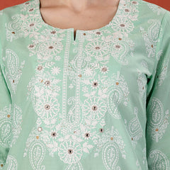 Women Paisley Printed Thread Work Notch Neck Pure Cotton Straight Kurta