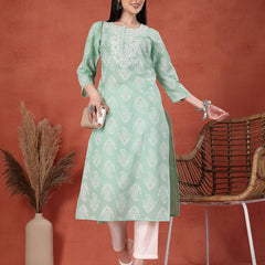 Women Paisley Printed Thread Work Notch Neck Pure Cotton Straight Kurta