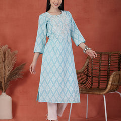 Women Floral Printed Thread Work Notch Neck Pure Cotton Straight Kurta