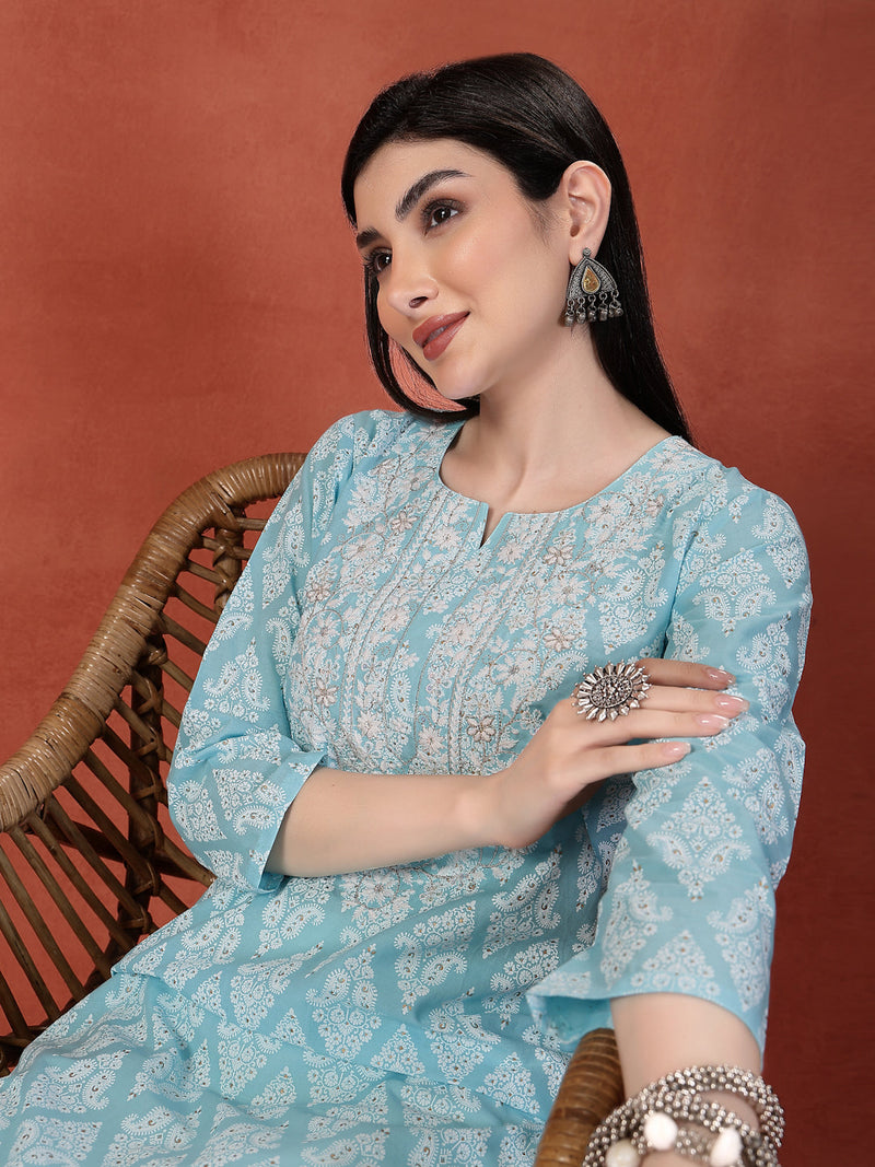 Women Floral Printed Thread Work Notch Neck Pure Cotton Straight Kurta
