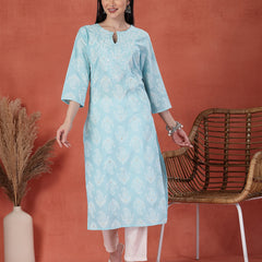 Women Floral Printed Thread Work Notch Neck Pure Cotton Straight Kurta