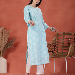 Women Floral Printed Thread Work Notch Neck Pure Cotton Straight Kurta