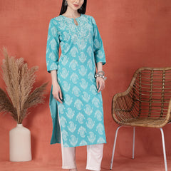 Women Paisley Printed Thread Work Notch Neck Pure Cotton Straight Kurta
