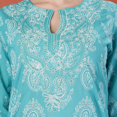 Women Paisley Printed Thread Work Notch Neck Pure Cotton Straight Kurta
