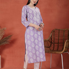 Women Embroidered Round Neck Straight Kurta