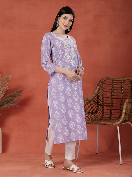 Women Embroidered Round Neck Straight Kurta