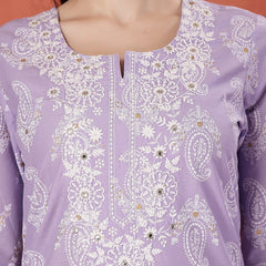 Women Embroidered Round Neck Straight Kurta