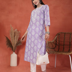 Women Embroidered Round Neck Straight Kurta