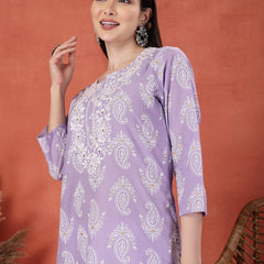 Women Embroidered Round Neck Straight Kurta