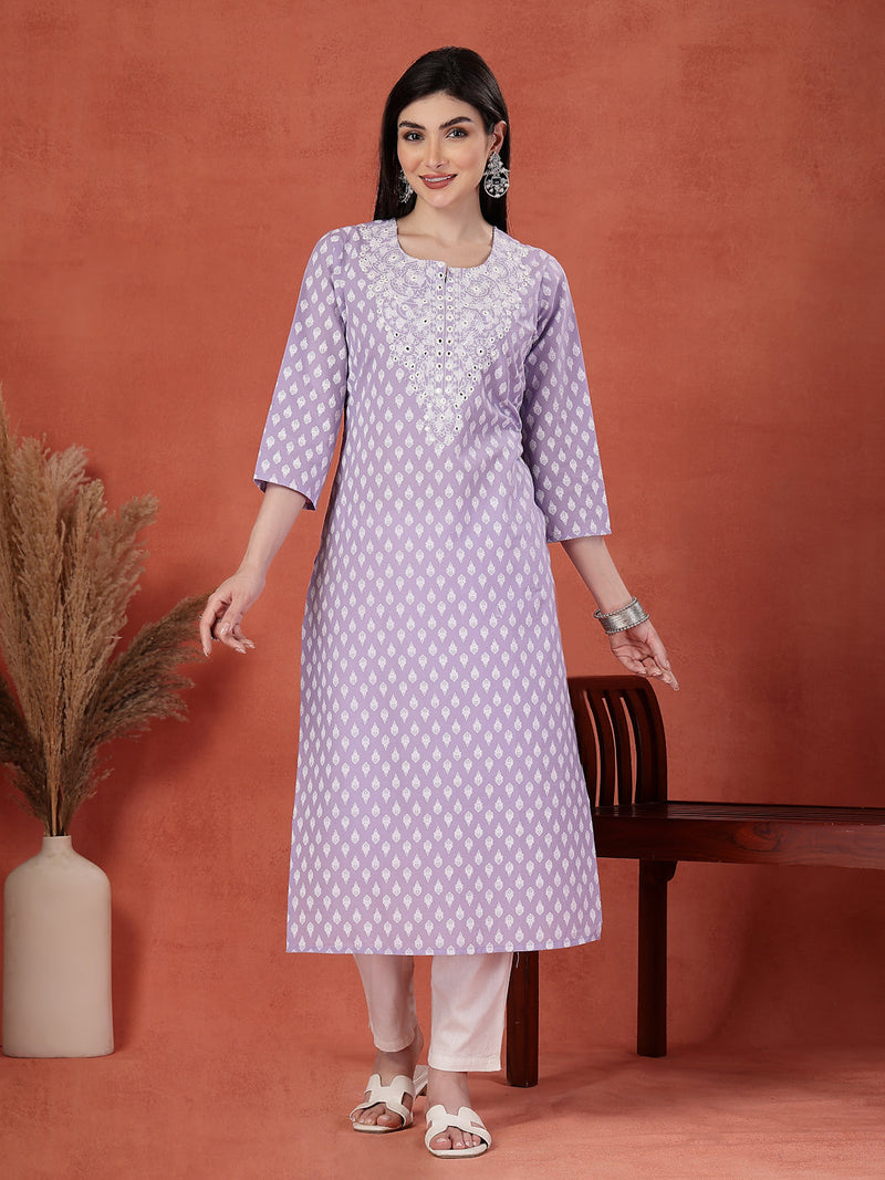 Women Floral Printed Thread Work Notch Neck Pure Cotton Straight Kurta