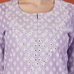 Women Floral Printed Thread Work Notch Neck Pure Cotton Straight Kurta