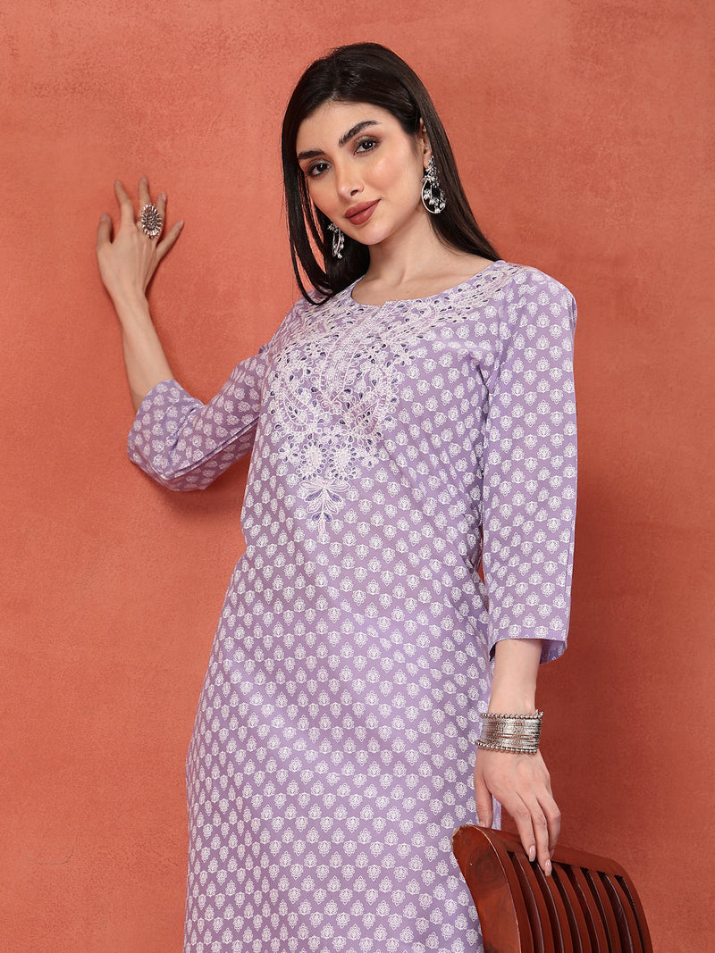 Women Lavender Floral Printed Thread Work Notch Neck Pure Cotton Straight Kurta