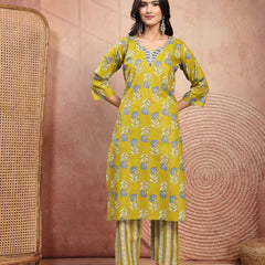 Elegant Green Cotton Straight Kurta Palazzo Set with Embroidery & V-Neck