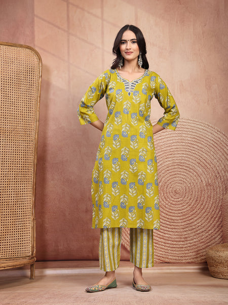 Elegant Green Cotton Straight Kurta Palazzo Set with Embroidery & V-Neck