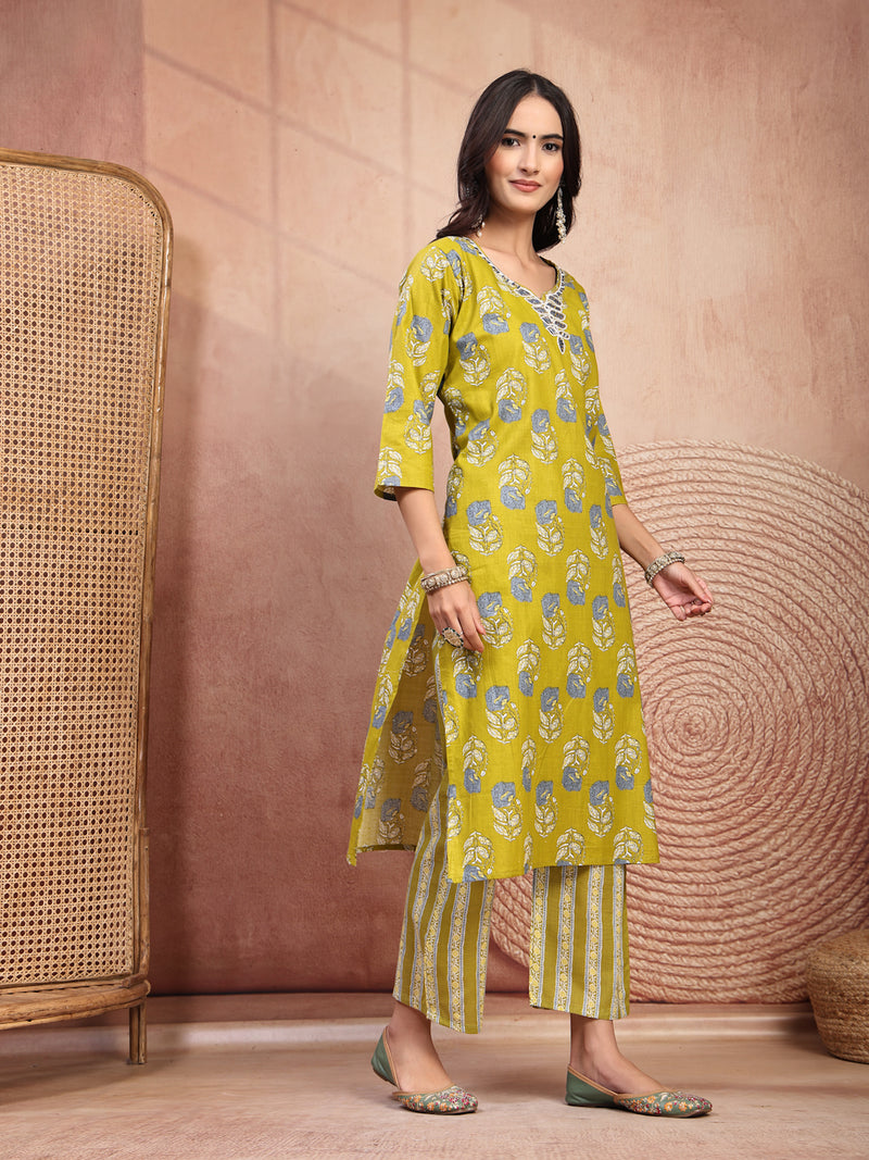 Elegant Green Cotton Straight Kurta Palazzo Set with Embroidery & V-Neck