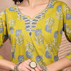 Elegant Green Cotton Straight Kurta Palazzo Set with Embroidery & V-Neck