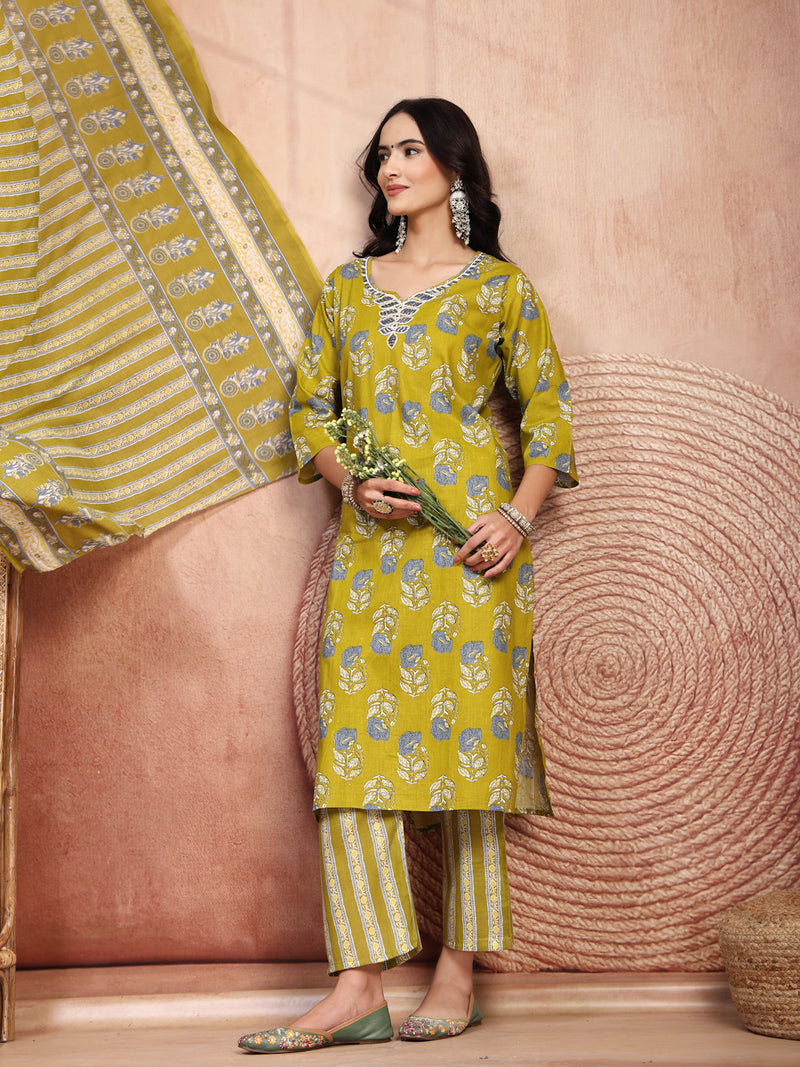 Elegant Green Cotton Straight Kurta Palazzo Set with Embroidery & V-Neck