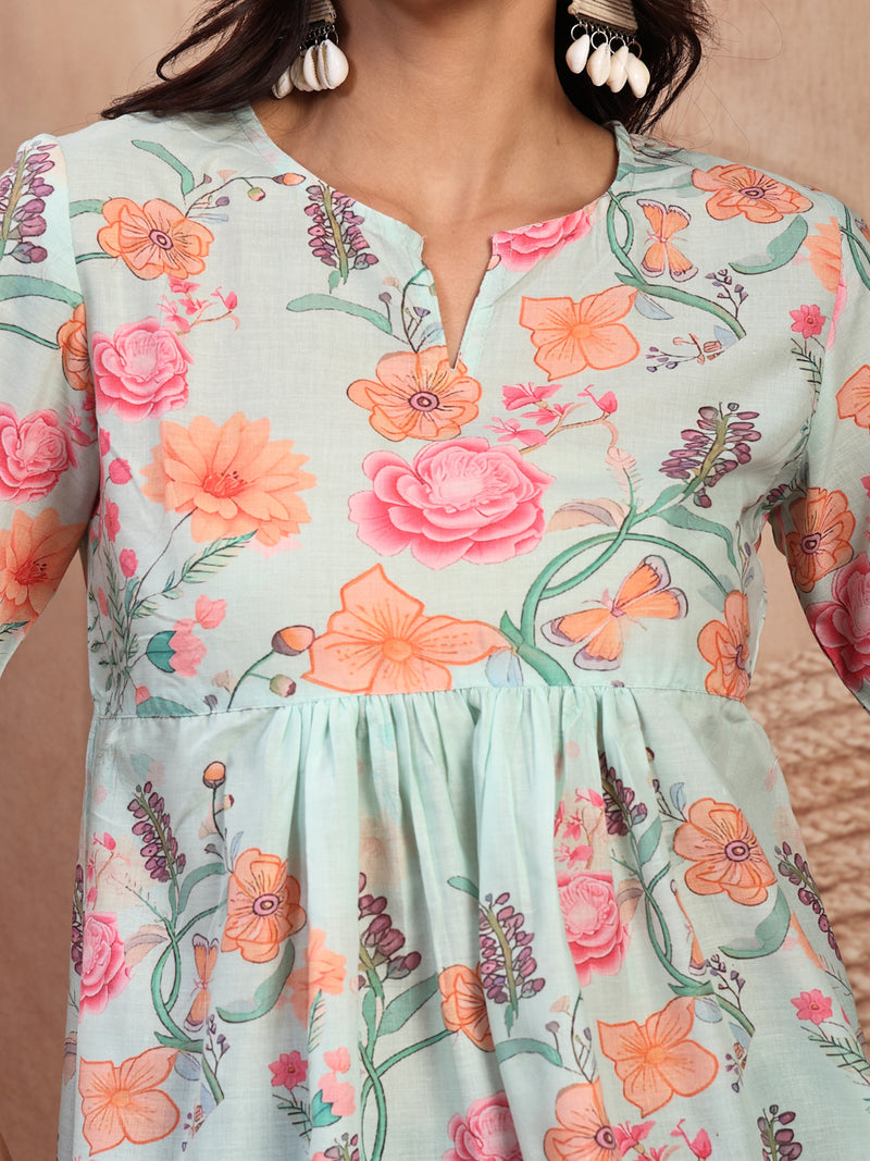 Stylish Green Cotton Printed Top with Notch Neck