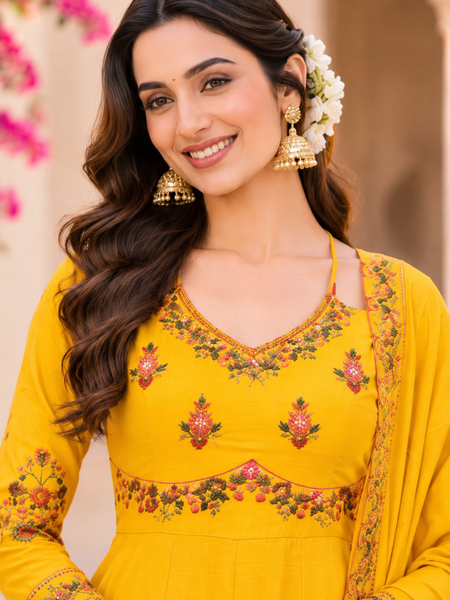 Women yellow    Embroidered Kurta Set with Palazzo Pants & Matching Dupatta – Traditional Festive Ethnic Wear