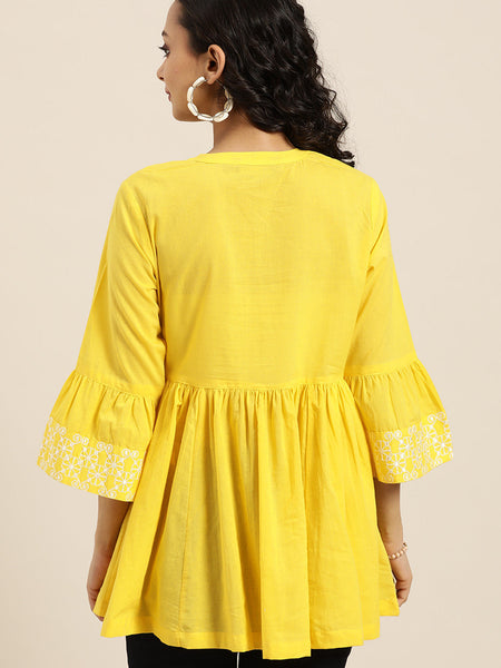 Back view casual yellow top women
