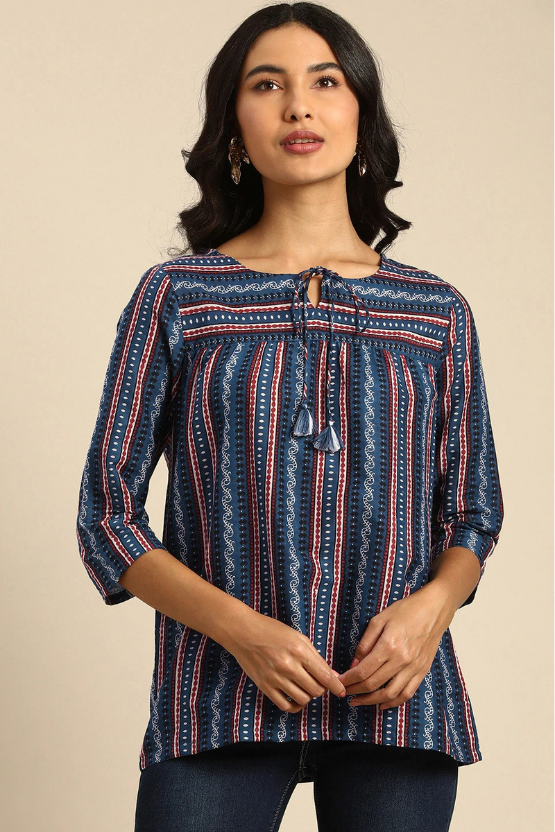 Front view striped casual top
