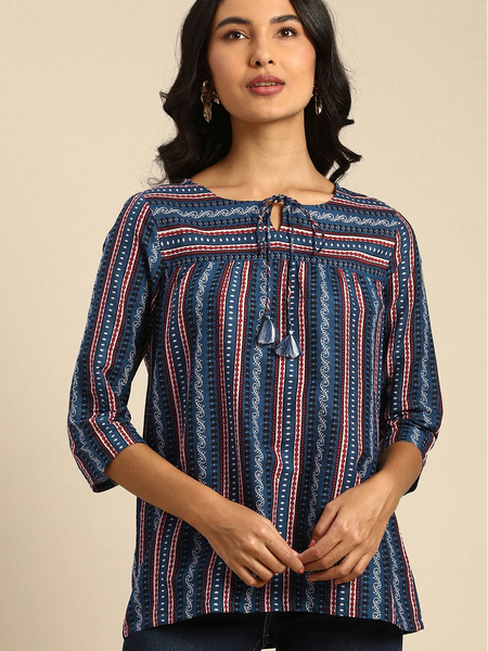 Front view striped casual top
