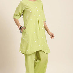 Side view embroidered cotton kurta set
