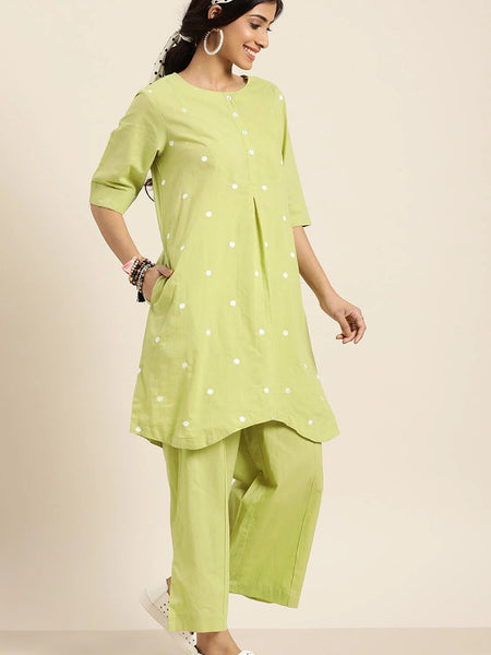 Side view embroidered cotton kurta set
