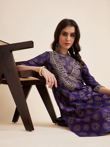 Women Blue Color Embroidery Printed Staright kurta